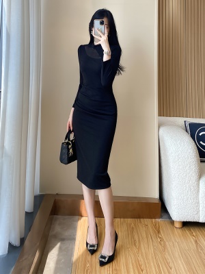 黑色旗袍领连衣裙女秋季2025新款名媛气质高端礼服法式修身包臀裙