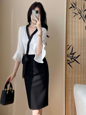 夏季新款时尚气质黑白拼接连衣裙显瘦高级设计感职场通勤包臀裙子