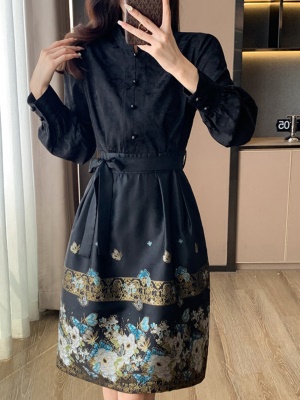 新中式汉服连衣裙2025春装改良国风高端刺绣提花年会晚礼服马面裙