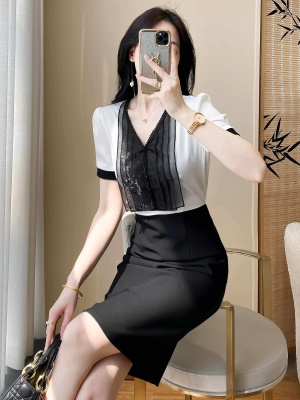 2025夏季新款时尚气质衬衫拼接连衣裙显瘦高级感通勤OL职场包臀裙