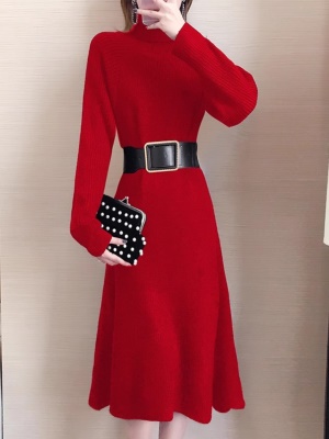 冬季红色过年过膝长裙配大衣的打底内搭高领针织毛衣连衣裙中长款