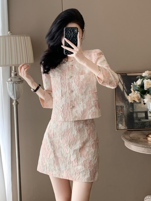 2025秋季新款新中式短外套女高端显瘦高级感包臀短裙两件套高级感