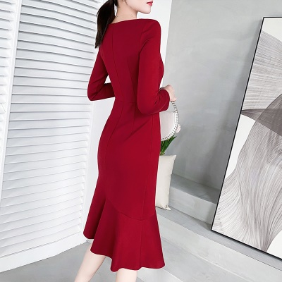 2025秋季新款气质高端修身红色鱼尾连衣裙子订婚宴会敬酒晚礼服裙