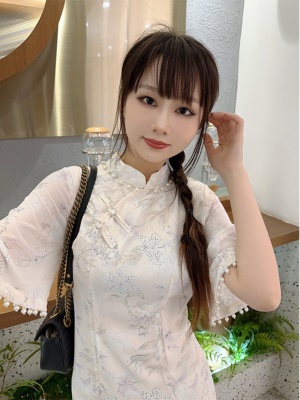 中式改良旗袍裙高端年轻气质女夏季2025新款包臀碎花国风连衣裙子