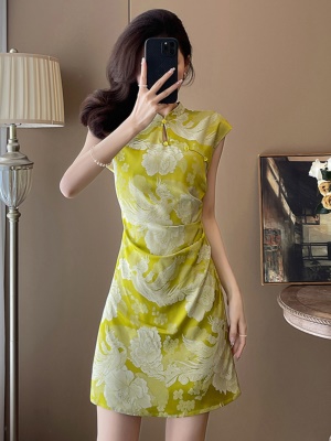 新中式国风旗袍改良连衣裙高级感气质褶皱显瘦裙子女夏季2025新款