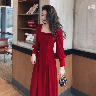 秋冬新款洋气金丝绒中长款黑色连衣裙女裙打底宴会气质礼服长裙子