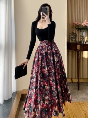 法式早秋新款修身显瘦碎花连衣裙名媛气质时尚半身裙套装两件套裙