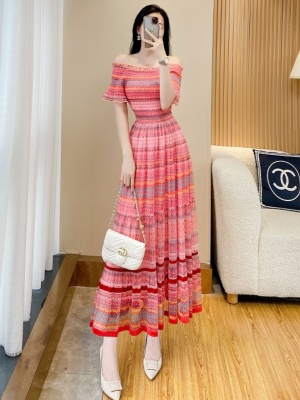 一字肩雪纺连衣裙女夏季气质三亚海边沙滩度假波西米亚露肩长裙子