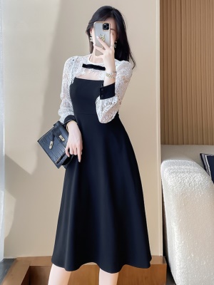 蕾丝拼接黑色连衣裙女2025春装新款高级感收腰显瘦气质赫本晚礼服