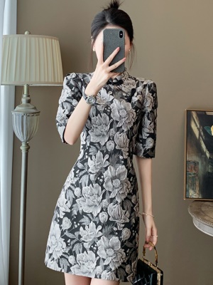 早秋新款国风女装连衣裙小个子高级感新中式气质收腰显瘦旗袍短裙