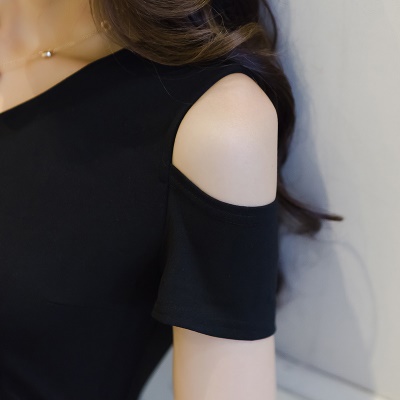 裙子女夏V领短袖鱼尾包臀连衣裙夏法式赫本风气质修身露肩小黑裙