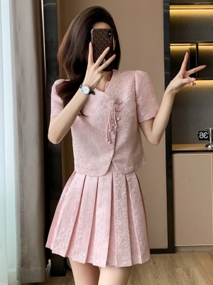 粉色新中式两件套裙子女夏季法式绝美减龄国风上衣百褶裙套装穿搭
