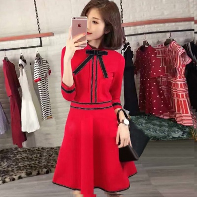 早春新款法式高级感婚宴会气质名媛红色连衣裙子订婚礼服平时可穿