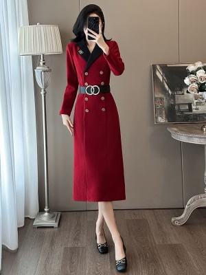 2025秋冬季新款小香风红色西装连衣裙女高级感气质修身宴会晚礼服