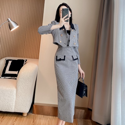 小香风洋装两件套装小外套秋冬新款职业高级感女装格子吊带连衣裙