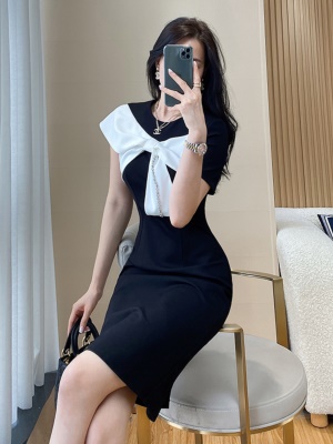 夏2025新款气质礼服连衣裙蝴蝶结修身收腰显瘦黑色包臀短裙小个子