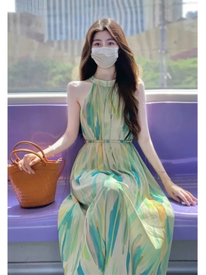 波西米亚雪纺连衣裙女夏2025夏季新款海边度假沙滩高端吊带长裙子