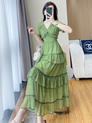 法式高级感雪纺淡绿色连衣裙女仙2025夏季新款度假气质蛋糕长裙子