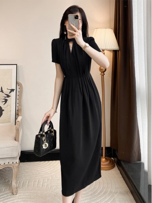 裙子女夏天黑色礼服法式赫本显瘦OL高端气质通勤连衣裙2025新款夏