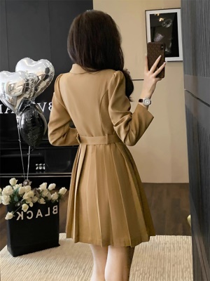 西装连衣裙小个子2025秋季新款法式复古高级感气质收腰显瘦百褶裙