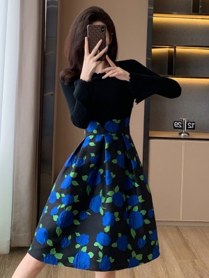 裙子2025年秋冬新款打底裙高端名媛气质拼接提花针织连衣裙中长款