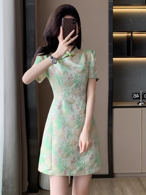 国风绿色连衣裙2025夏季新款气质女装新中式旗袍裙子年轻少女减龄