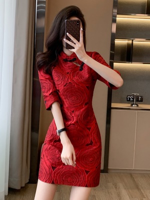 高级感红色旗袍连衣裙2025早春女装国风中式晚礼服裙轻奢高端小众