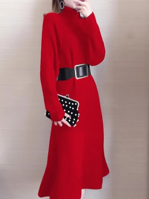 冬季红色过年过膝长裙配大衣的打底内搭高领针织毛衣连衣裙中长款