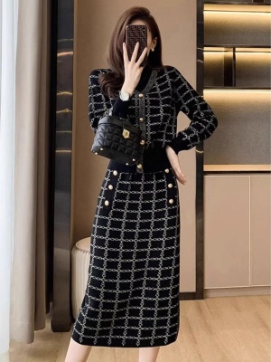 秋冬季今年流行漂亮小香风毛衣套装裙针织半身裙两件套气质高级感