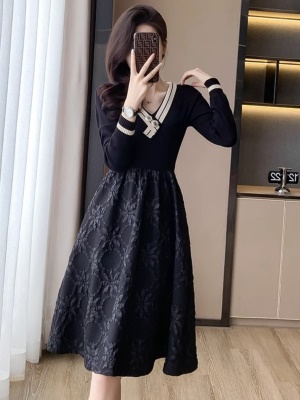 长袖连衣裙秋季春装女士2025新款法式高级感赫本风高端小黑色裙子