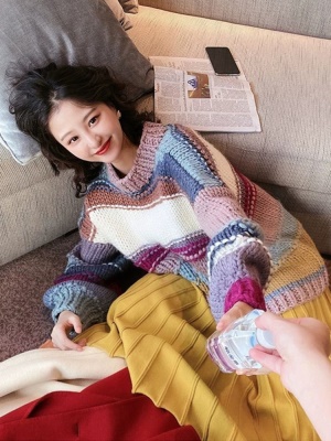 2025新款秋冬季温柔风甜美彩虹条纹毛衣减龄内搭针织宽松外穿上衣