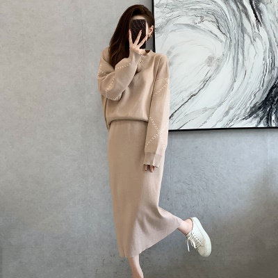 小香风套装裙女2025年秋冬新款法式高级质感时尚毛衣半身裙两件套