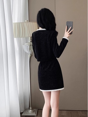 黑色早秋穿搭套装高级感2025新款女显瘦气质上衣短裙两件套小个子