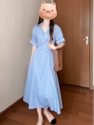 韩系蓝色条纹V领连衣裙气质收腰系带衬衫裙简约通勤显瘦职场长裙