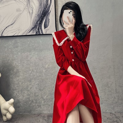 赫本丝绒娃娃领红色订婚连衣裙秋冬长裙高级感礼服裙高端轻奢小众