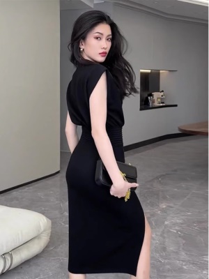 高端黑色包臀礼服开叉连衣裙子女夏新款高级感气质修身显瘦小黑裙