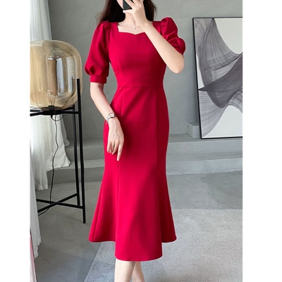 法式高级感红色连衣裙女夏名媛宴会气质修身订婚礼服裙子平时可穿