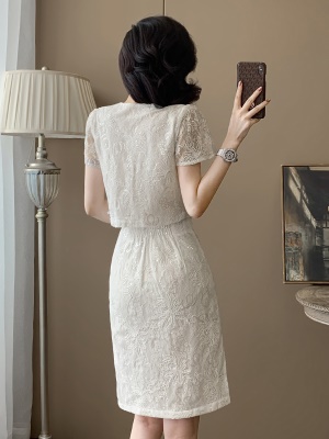 高级感小香风白色套装裙女2025夏季新款减龄短袖上衣半身裙两件套