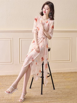 碎花一片式连衣裙女夏季2025新款女装气质修身显瘦裙子温柔风仙气