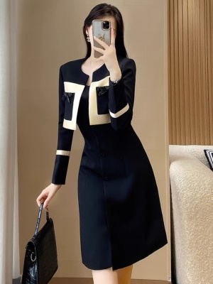 秋季穿搭配一整套2025新款小香风外套时尚套装裙高级感洋气两件套