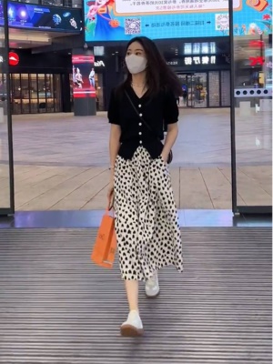 小香风高级感气质半身裙套装两件套小个子赫本风连衣裙子女夏2025