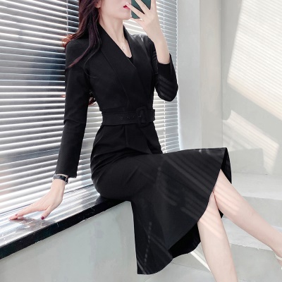 西装领连衣裙女收腰显瘦修身鱼尾包臀裙高级感职业气质早秋季新款