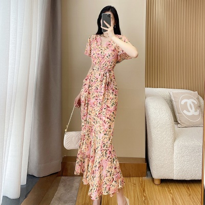 茶歇法式连衣裙女夏2025夏季新款女装碎花雪纺气质仙女显瘦长裙子