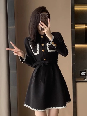 早秋季2025新款高端小香风连衣裙女小个子收腰显瘦高级感黑色裙子