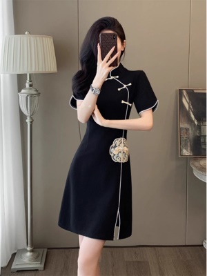 黑色新中式国风连衣裙显瘦气质修身开衩旗袍小黑裙子女装夏季新款