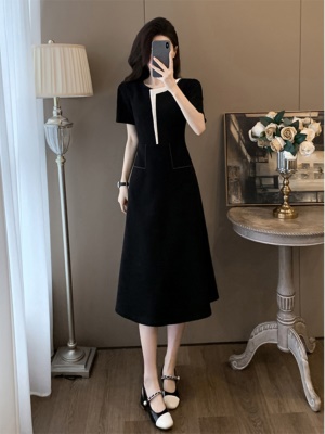 黑色气质连衣裙女夏季2025新款遮肉显瘦洋气法式高级感赫本小黑裙