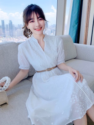 夏天2025新款法式高级感小众气质纯棉超仙女白色衬衫连衣裙子夏季