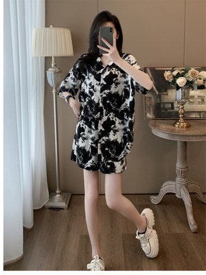 2025时尚韩版春夏新款短裤防晒衬衫套装女宽松洋气减龄时髦两件套