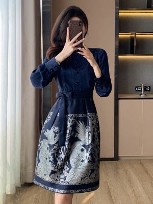 新中式汉服连衣裙2025秋装新款改良国风刺绣提花年会晚礼服马面裙