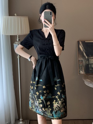 高端黑色新中式连衣裙夏季国风女装2025新款气质刺绣改良马面裙